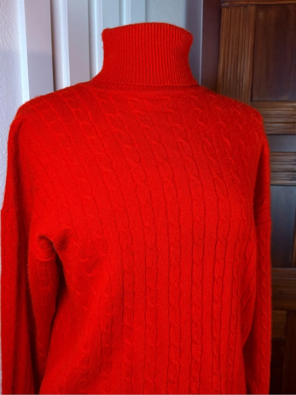 Talbots Women’s Medium Red 100% Cashmere Cable Knit Turtleneck Sweater Vintage